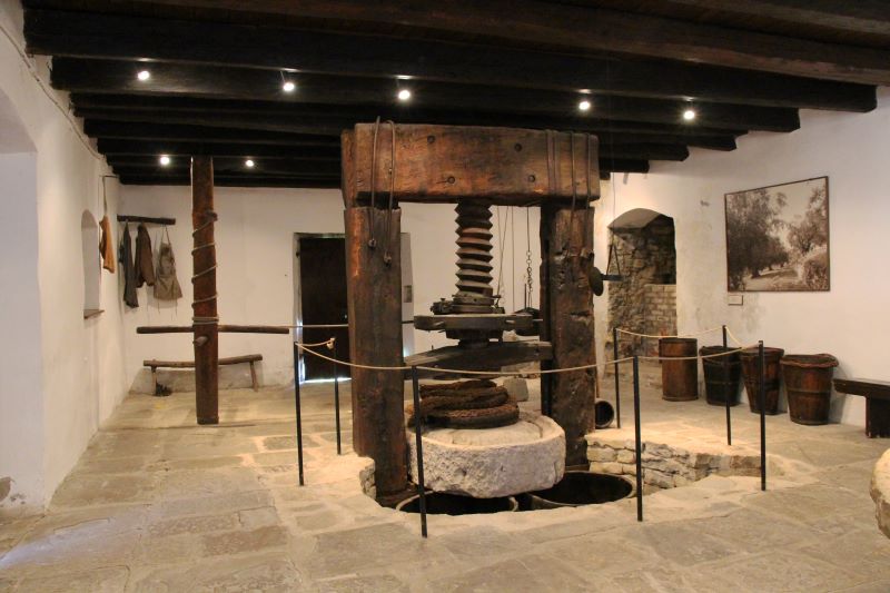 Tonina hiša - torkla